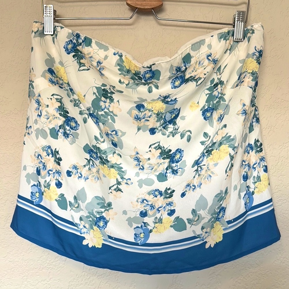 Abercrombie & Fitch Strapless Floral Top - Blue and Cream